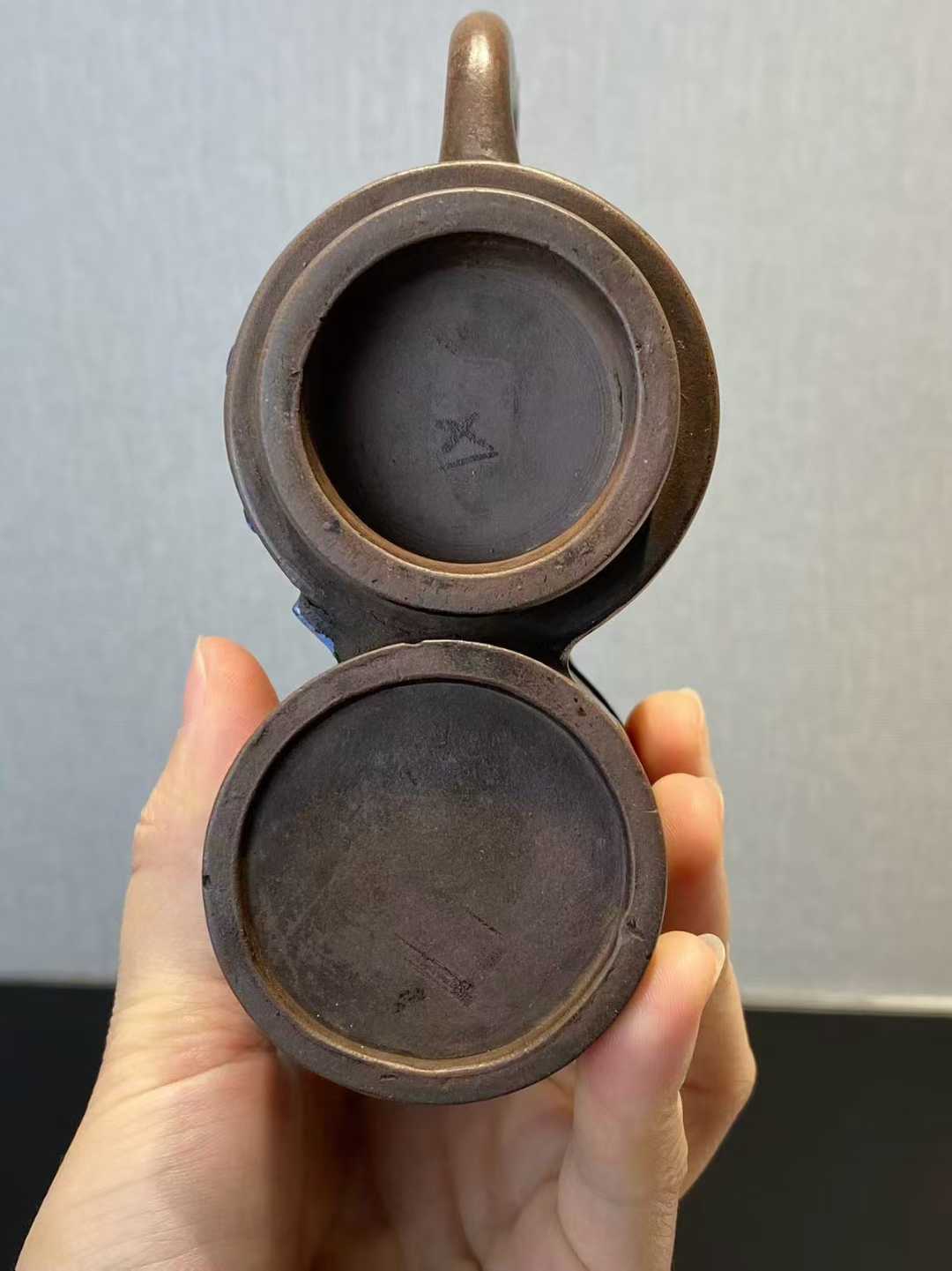 紫砂画料双联茶壶 款：景花之枝有