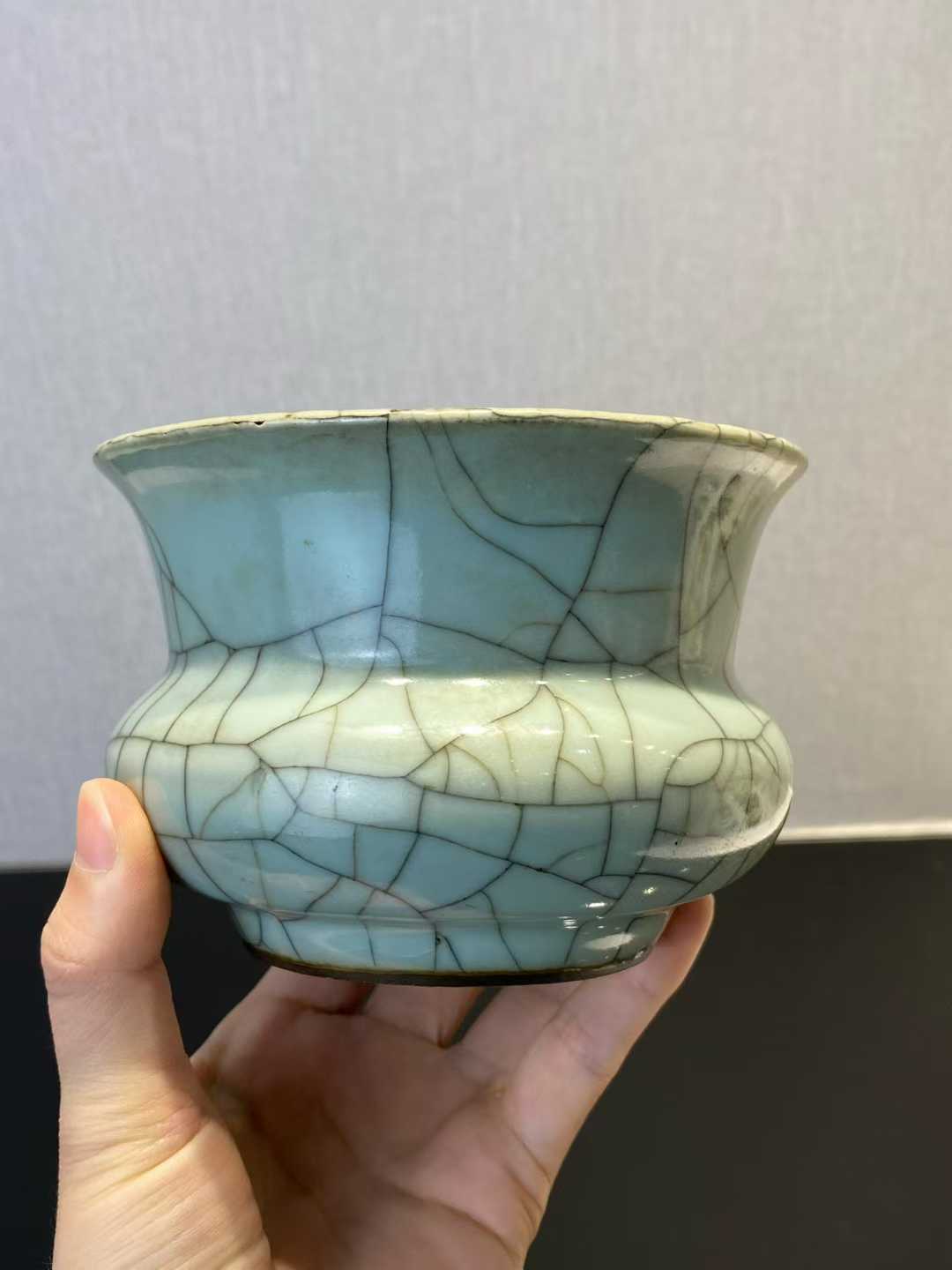哥釉花囊