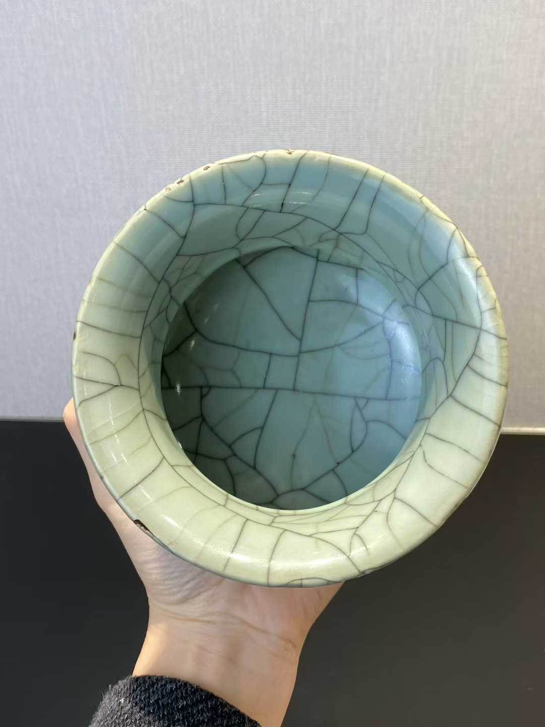 哥釉花囊