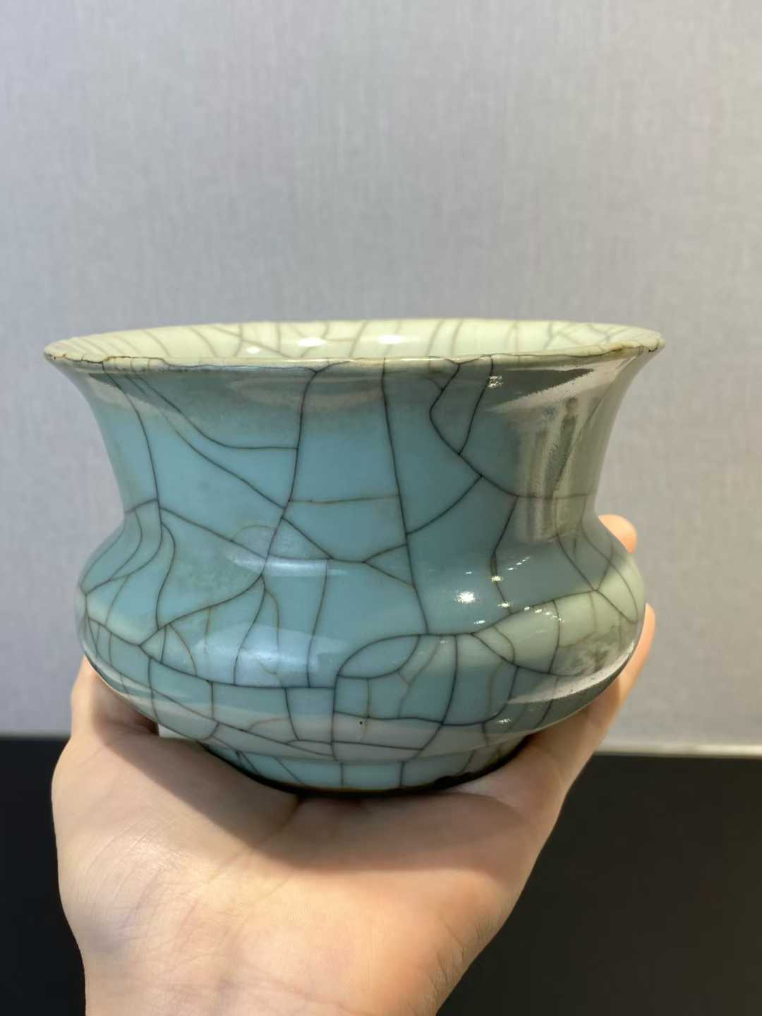 哥釉花囊