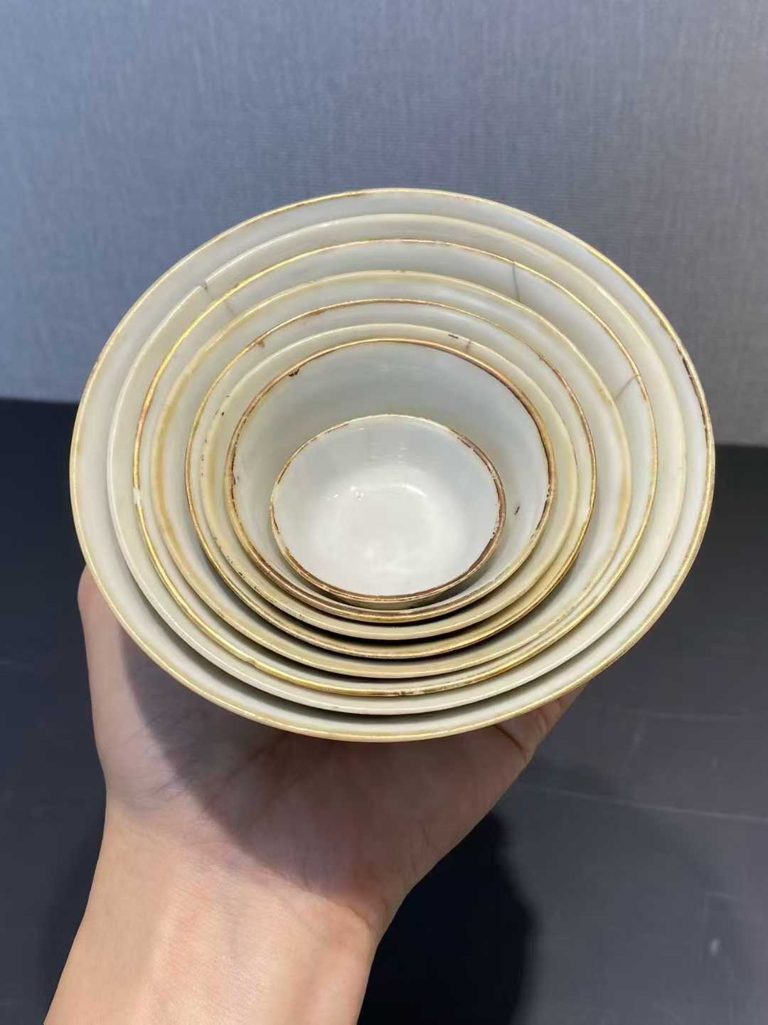粉彩无双谱马蹄杯一套8个 款：大清同治年制