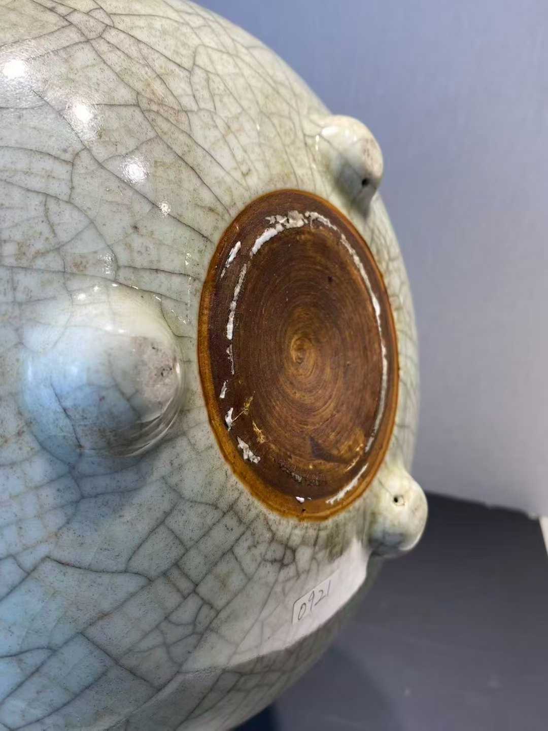 哥釉三足炉