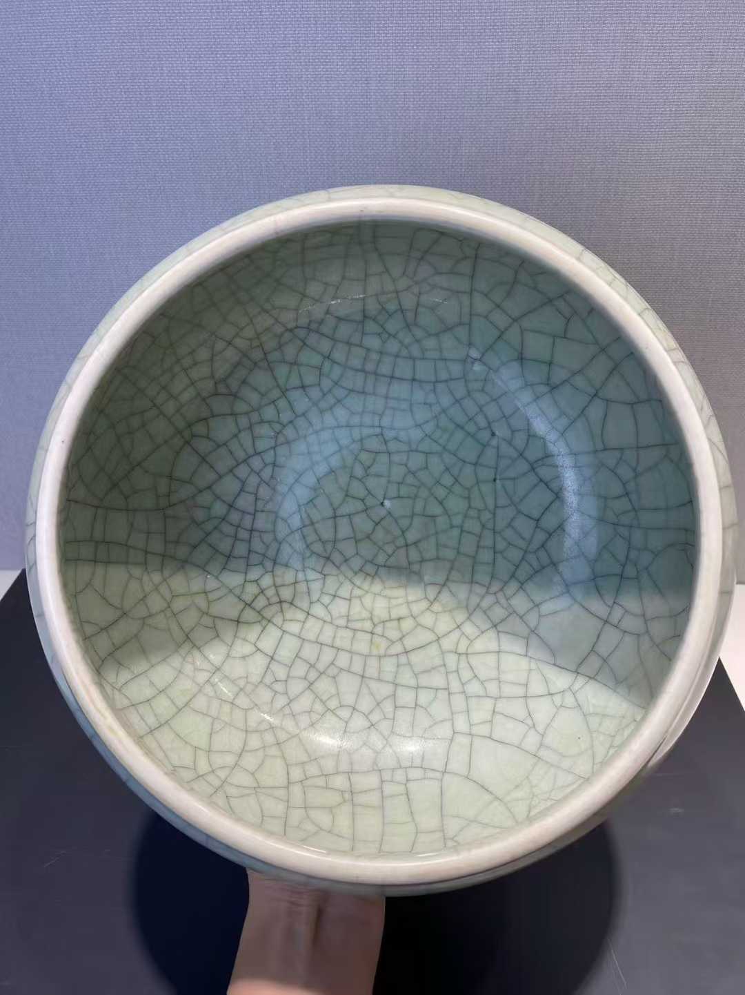 哥釉三足炉