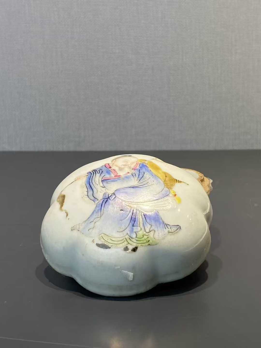 粉彩道士图印泥盒