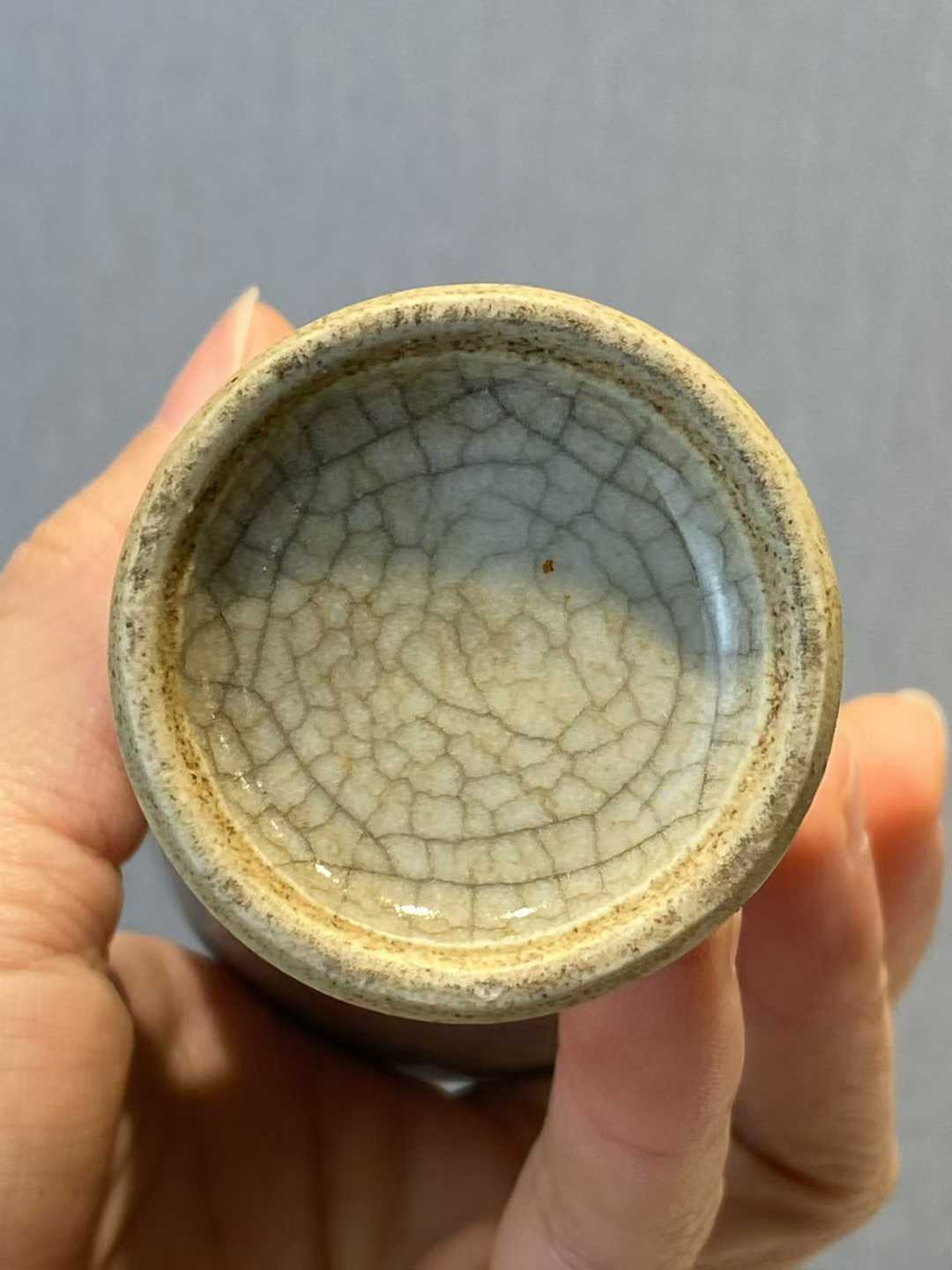 哥釉梅瓶