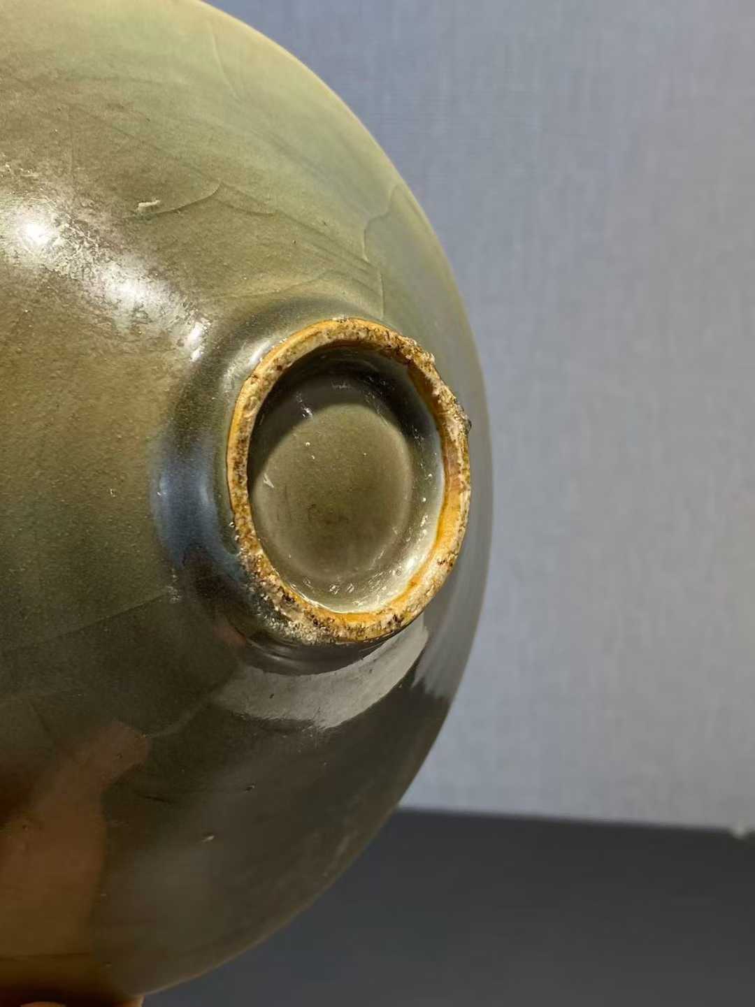 龙泉窑斗笠盏