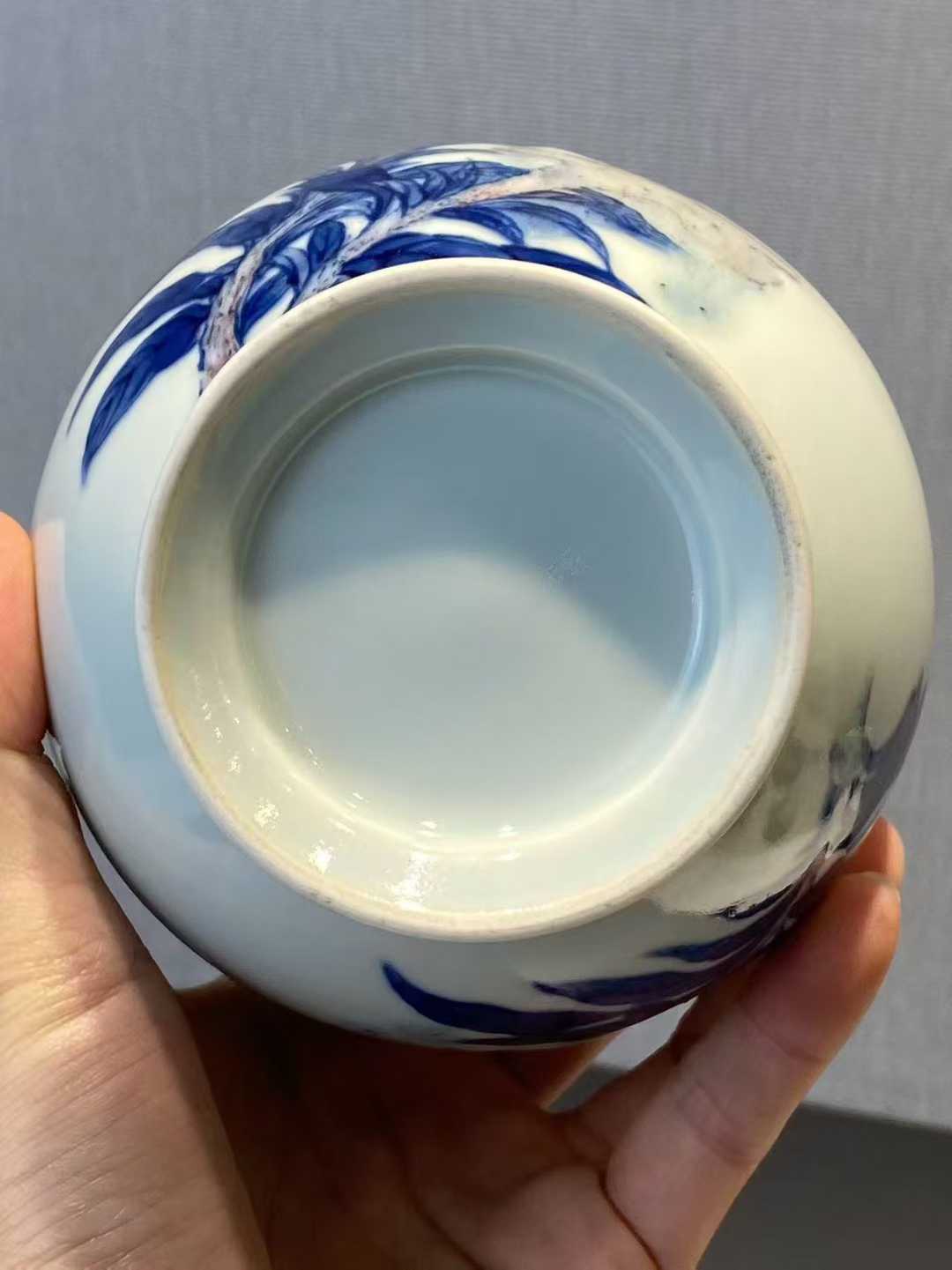 王步风格 青花釉里红鸡冠花广口瓶