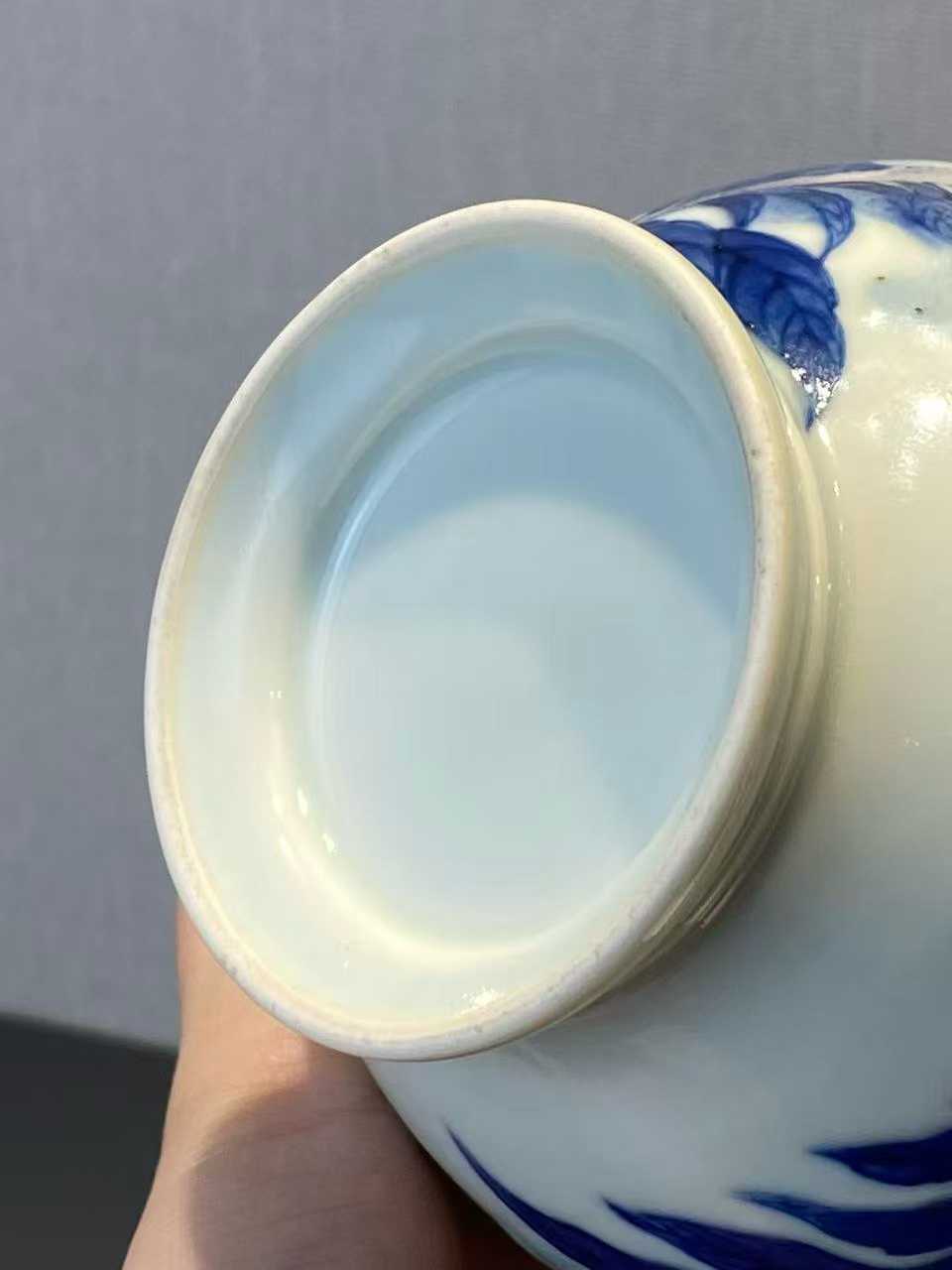 王步风格 青花釉里红鸡冠花广口瓶