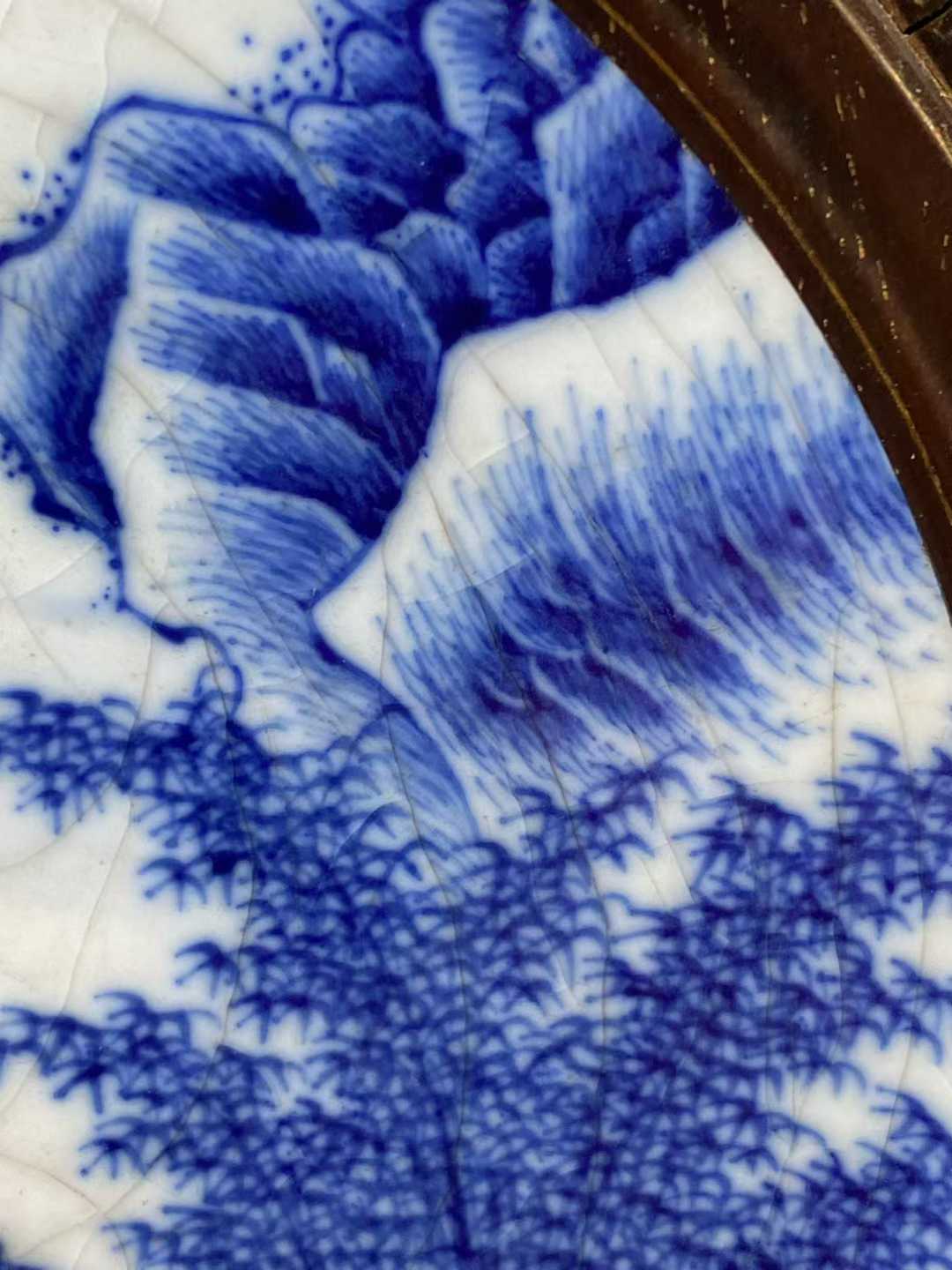 浆胎青花渔家乐瓷板（瓷板是康熙，木框是酸枝） 款：大明成化年制