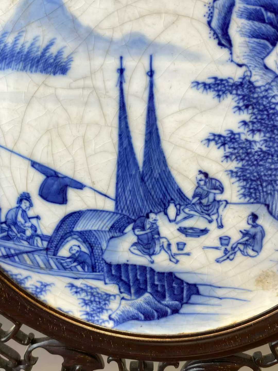 浆胎青花渔家乐瓷板（瓷板是康熙，木框是酸枝） 款：大明成化年制