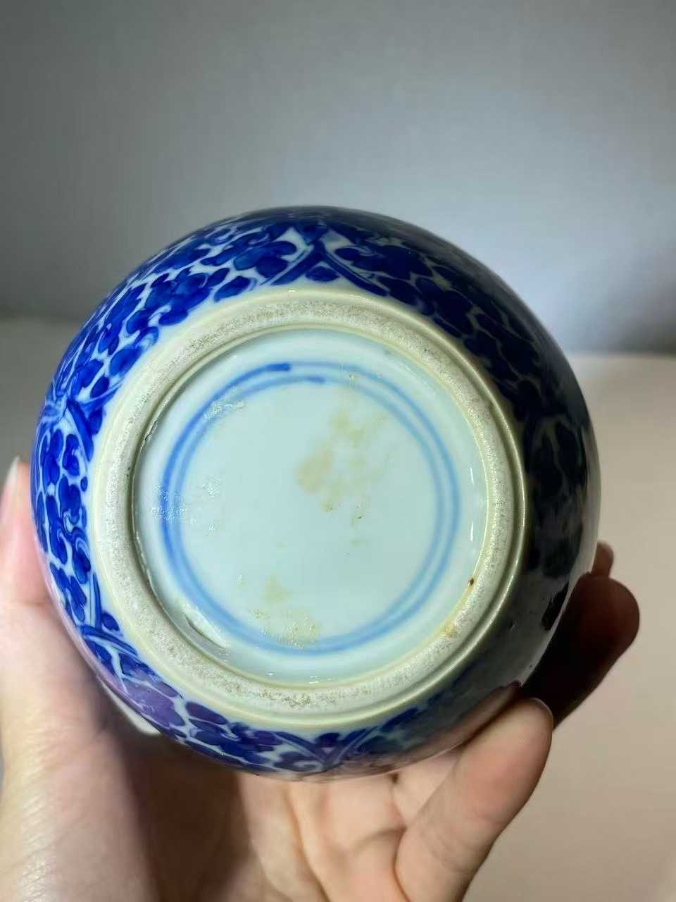 青花缠枝莲纹盖罐 （配木盖）