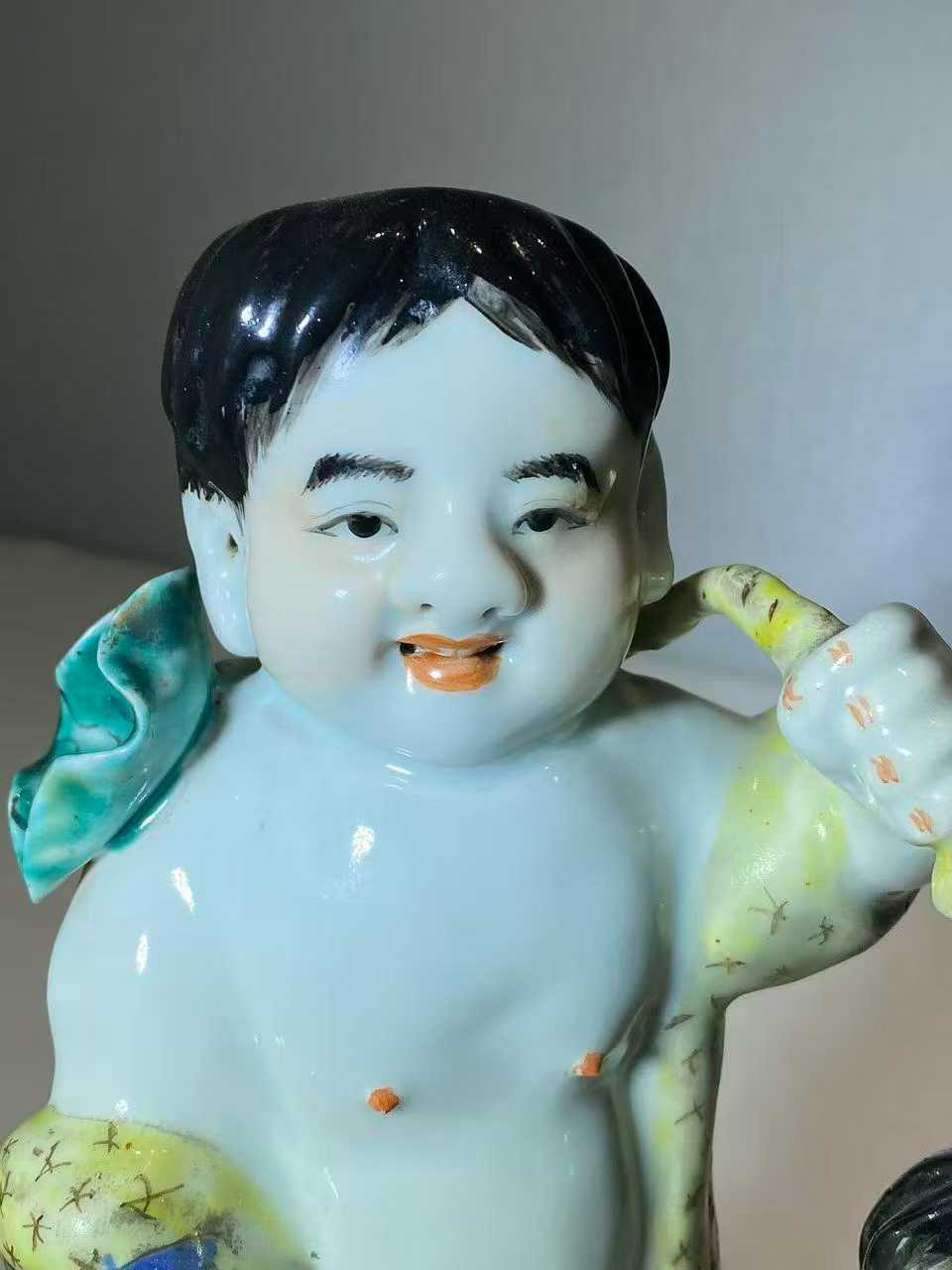 粉彩和合二仙人物塑像