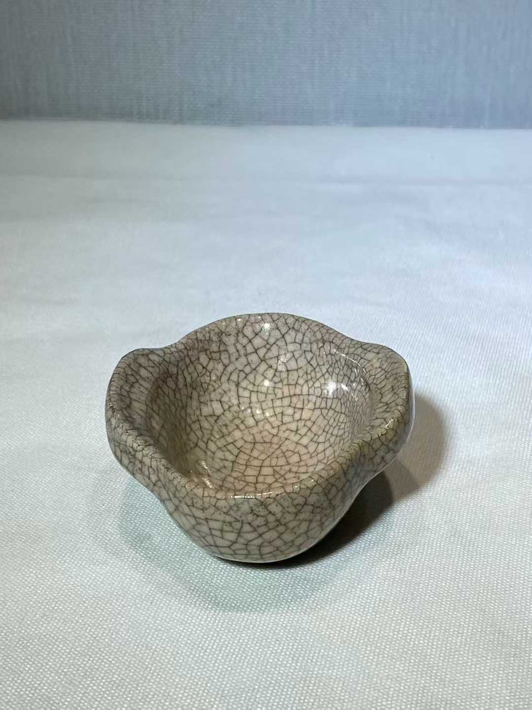 哥釉耳杯漳州窑