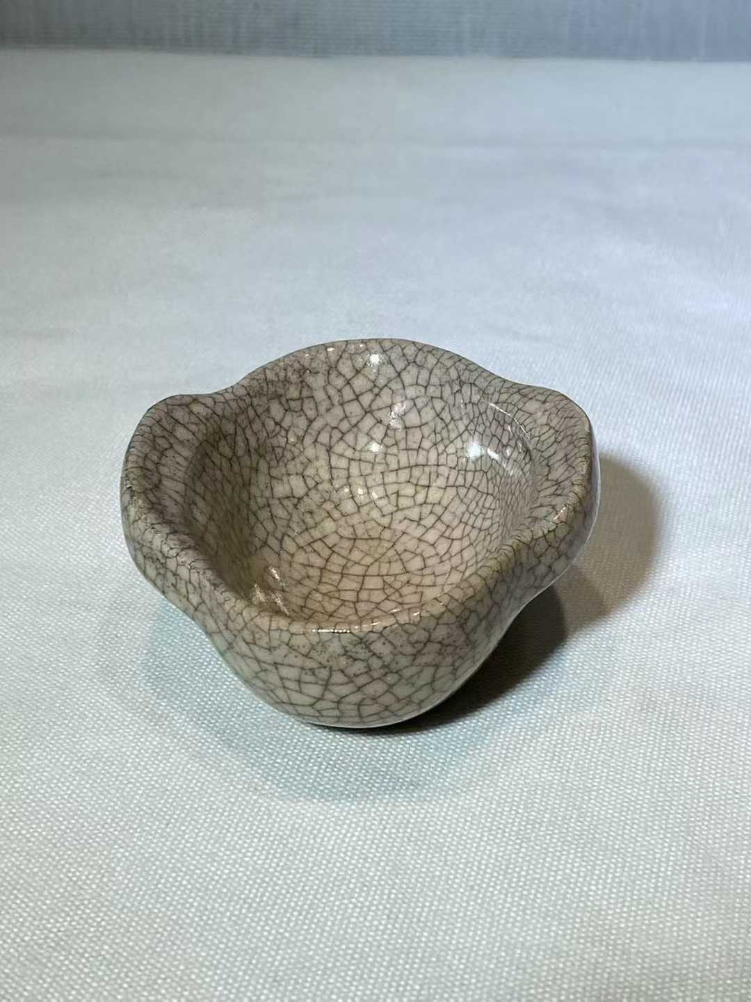哥釉耳杯漳州窑