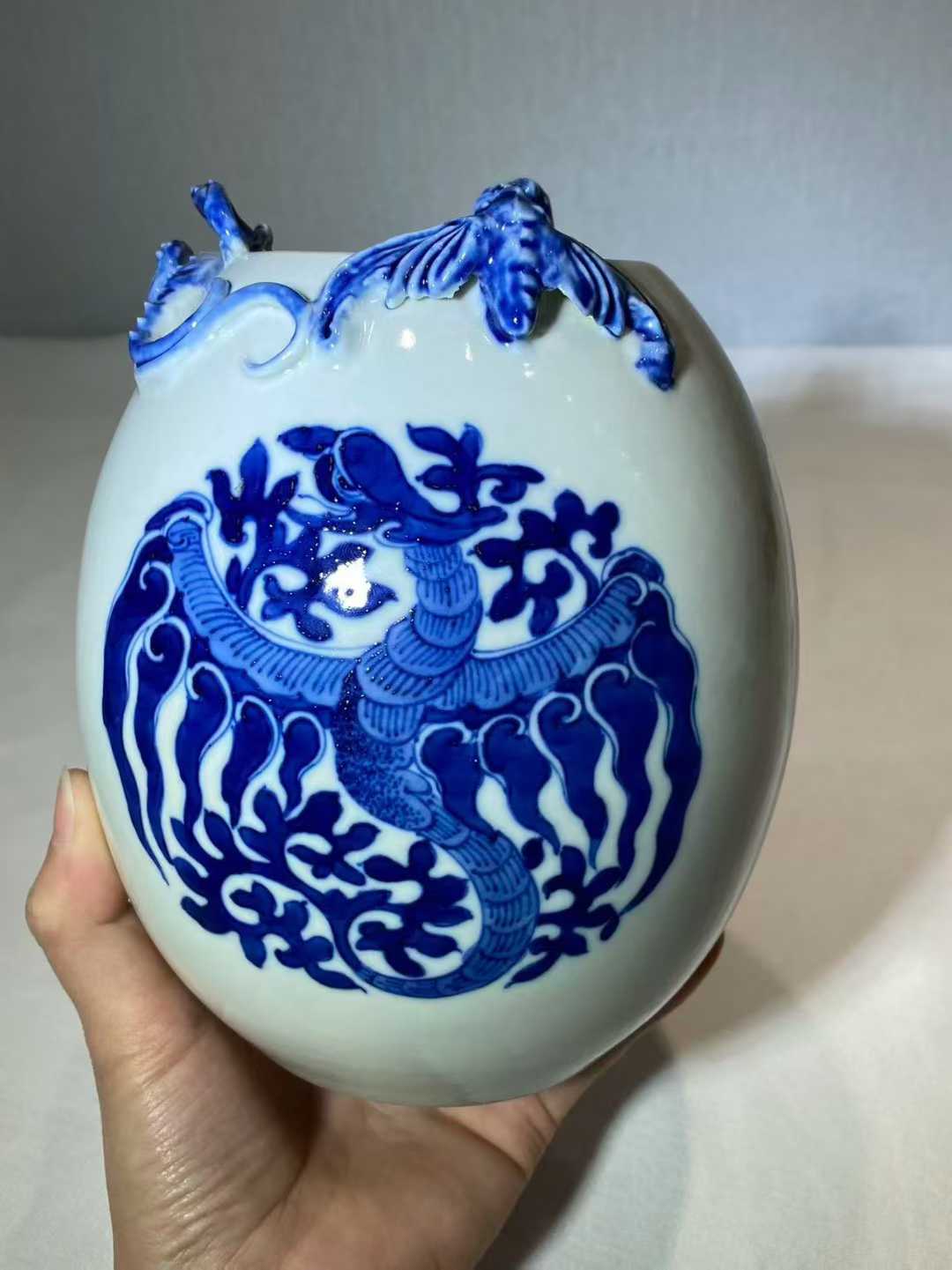青花团凤纹福在眼前罐