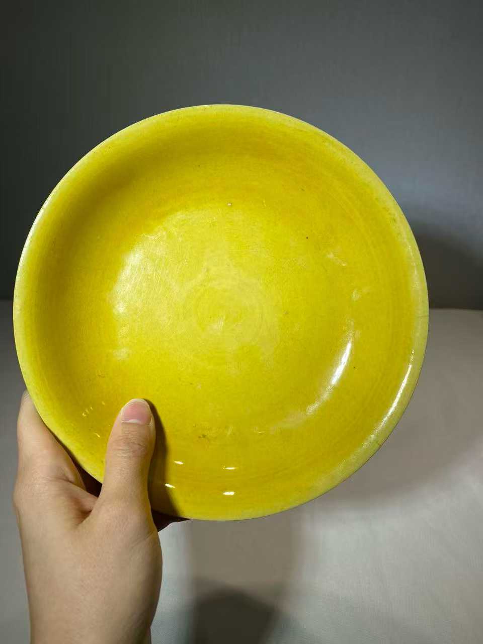 鸡油黄油盘  款：大明正德年制
