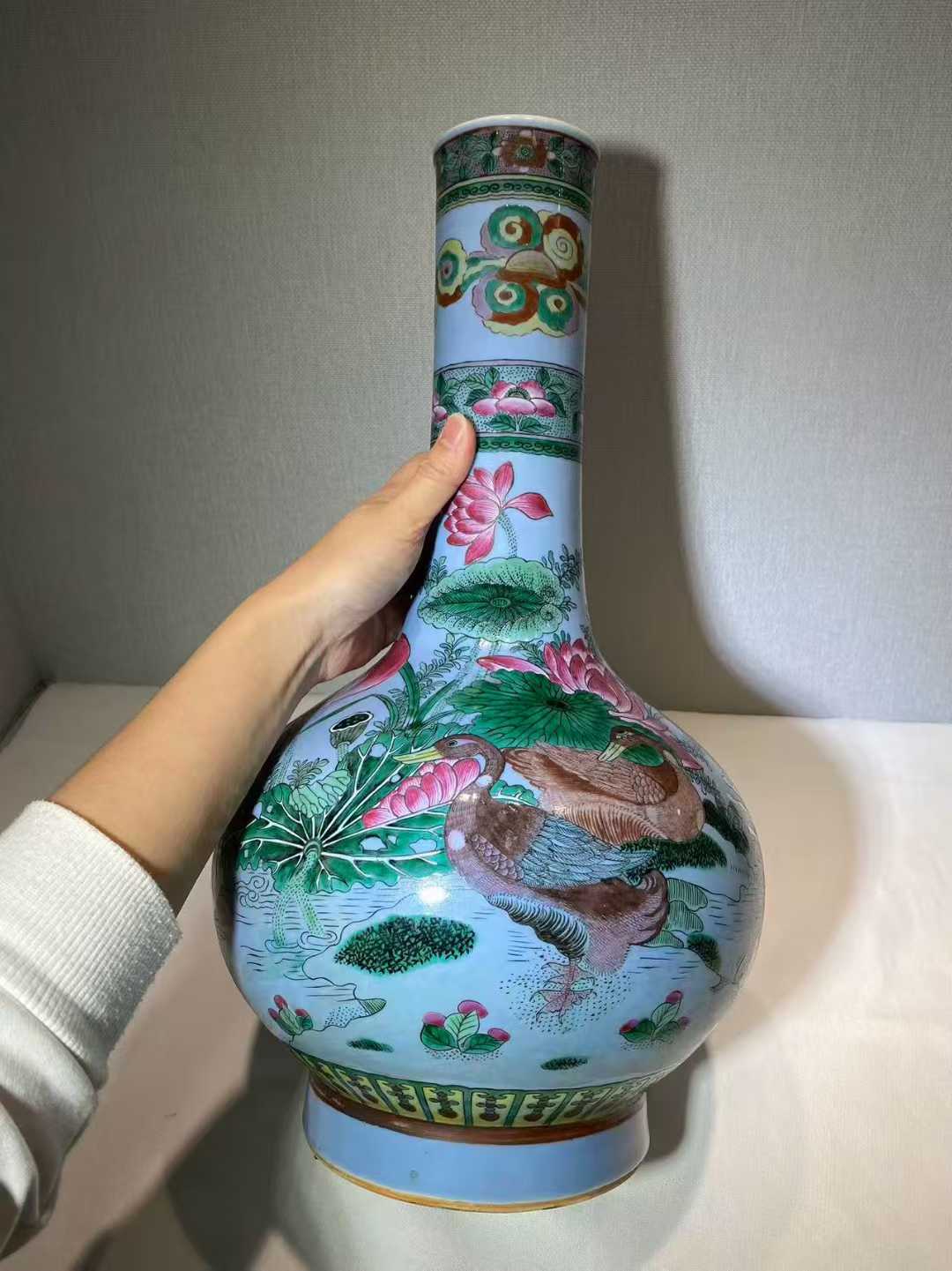 天蓝釉加粉彩荷塘鸳鸯长颈瓶