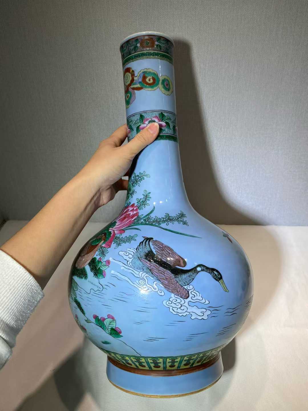 天蓝釉加粉彩荷塘鸳鸯长颈瓶