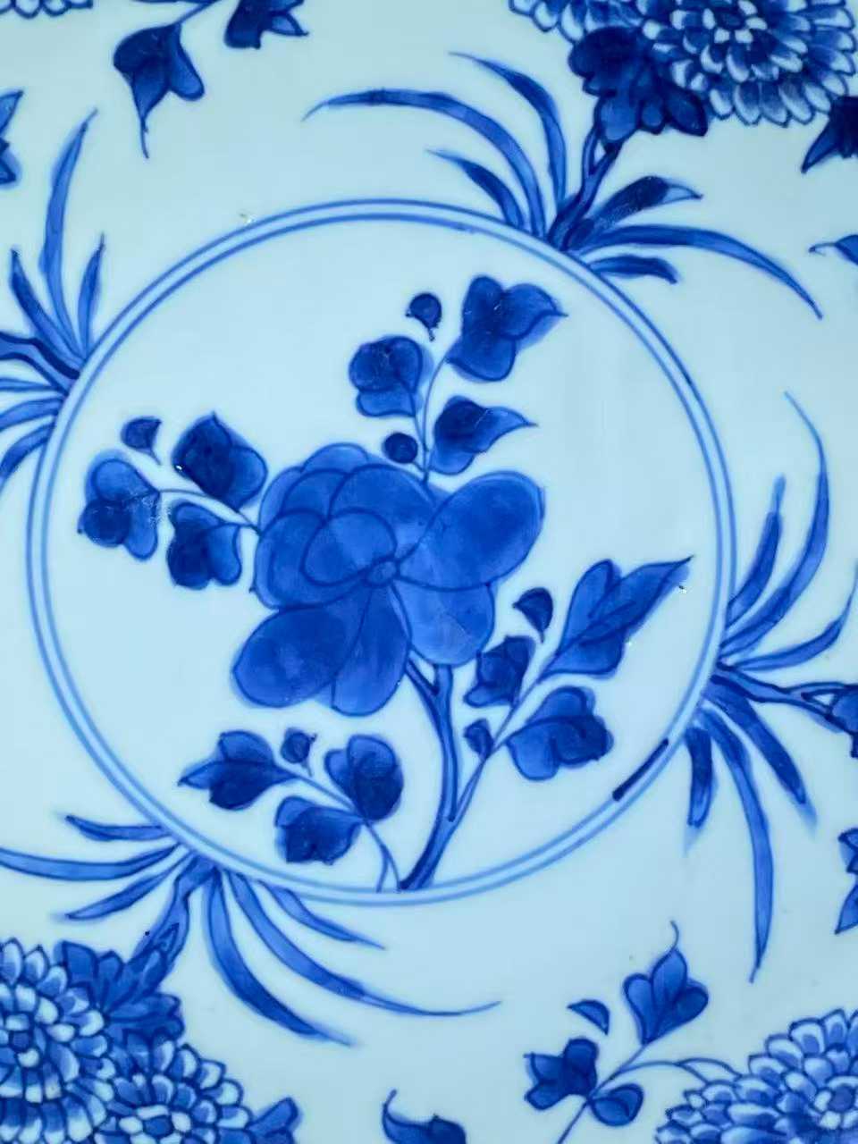青花四季花卉纹盘