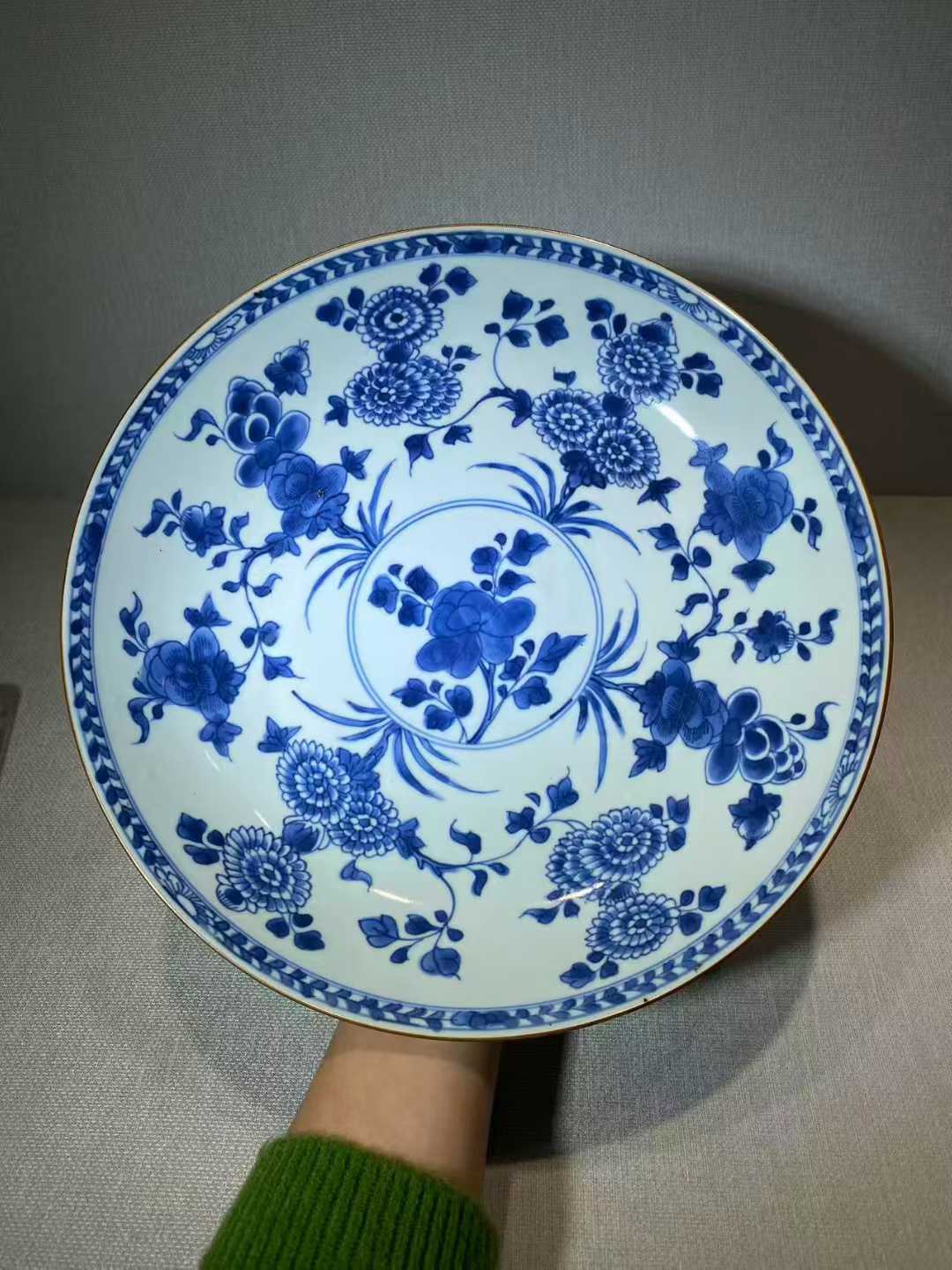青花四季花卉纹盘