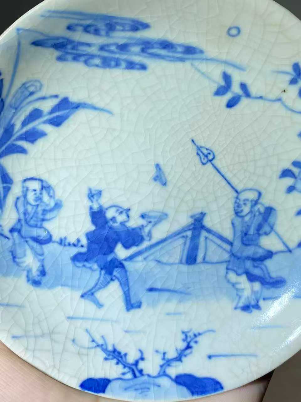浆胎青花婴戏图小碟