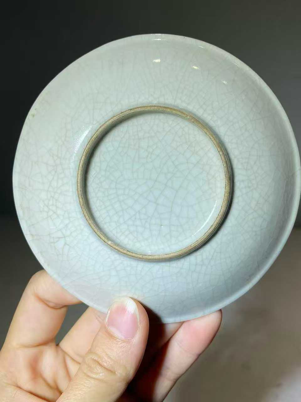 浆胎青花婴戏图小碟