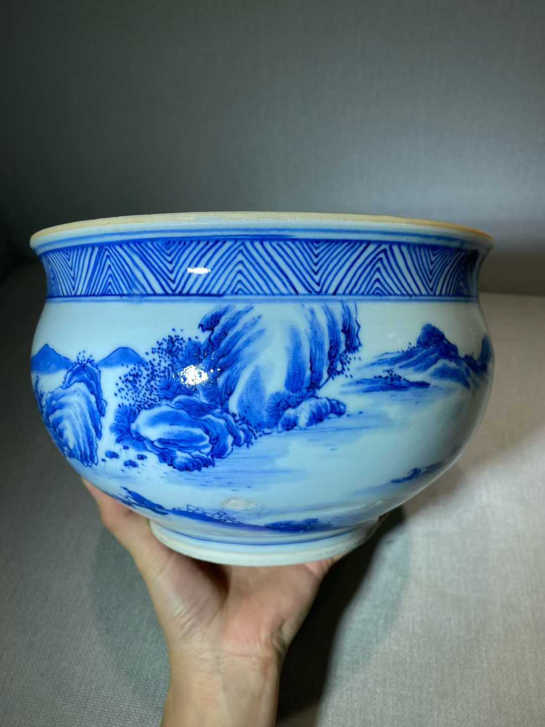 青花山水人物故事香炉