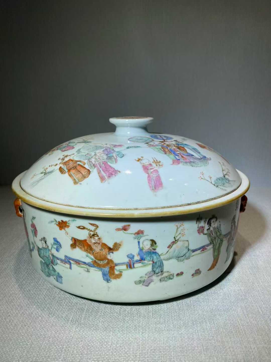 粉彩十二花神图一品锅