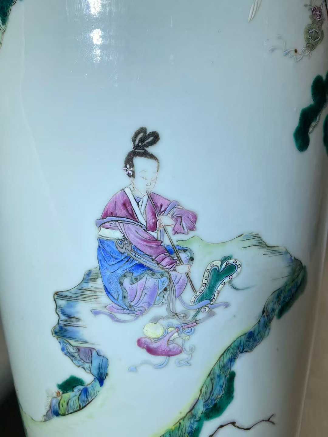 粉彩麻姑献寿棒槌瓶