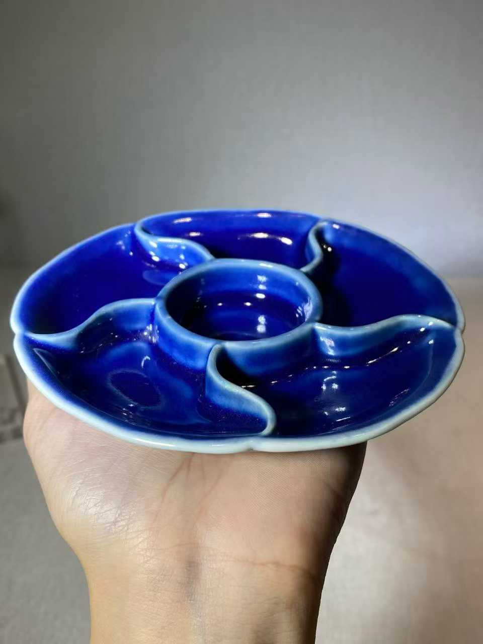 霁蓝釉调色盘 款：大清嘉庆年制