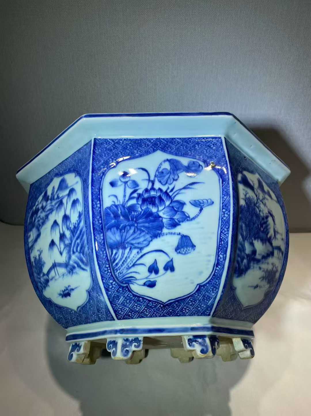 青花山水人物四季花卉八方花盆