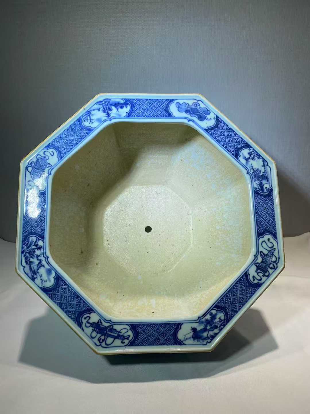青花山水人物四季花卉八方花盆