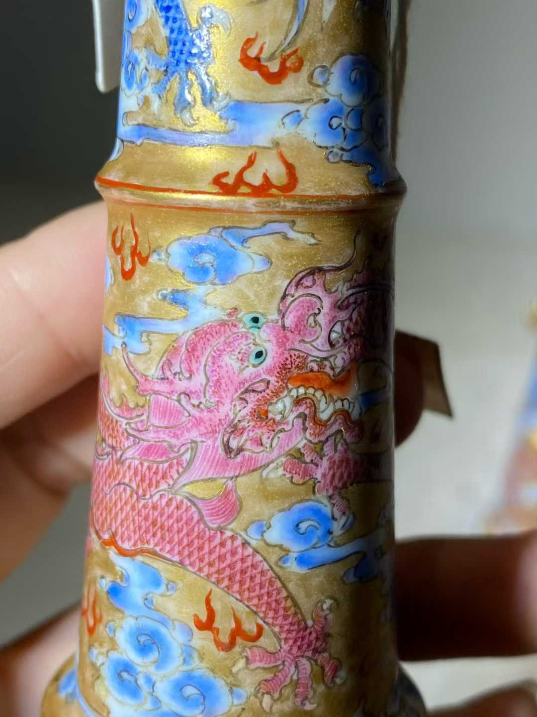 粉彩描金云龙纹烛台 款：大清嘉庆年制