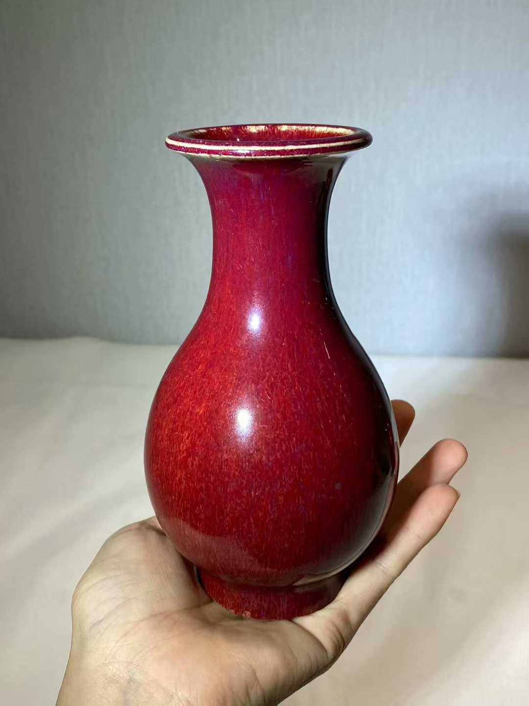 均红釉玉壶春瓶