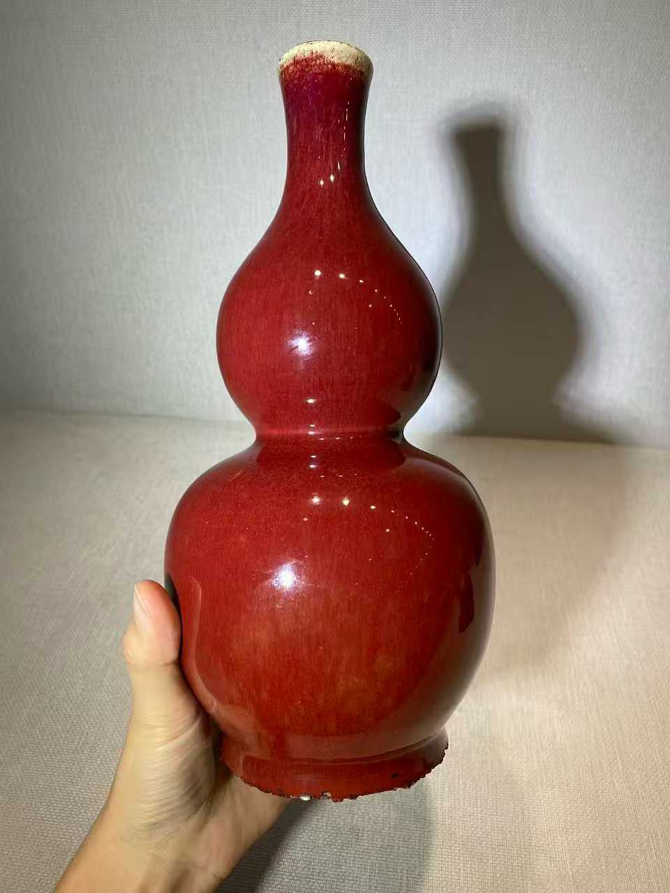 均红釉葫芦瓶 款：乾隆年制