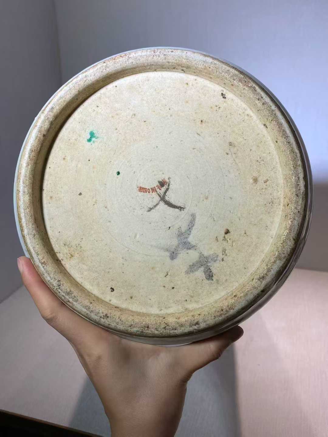 五彩洞石锦鸡牡丹纹大箭筒