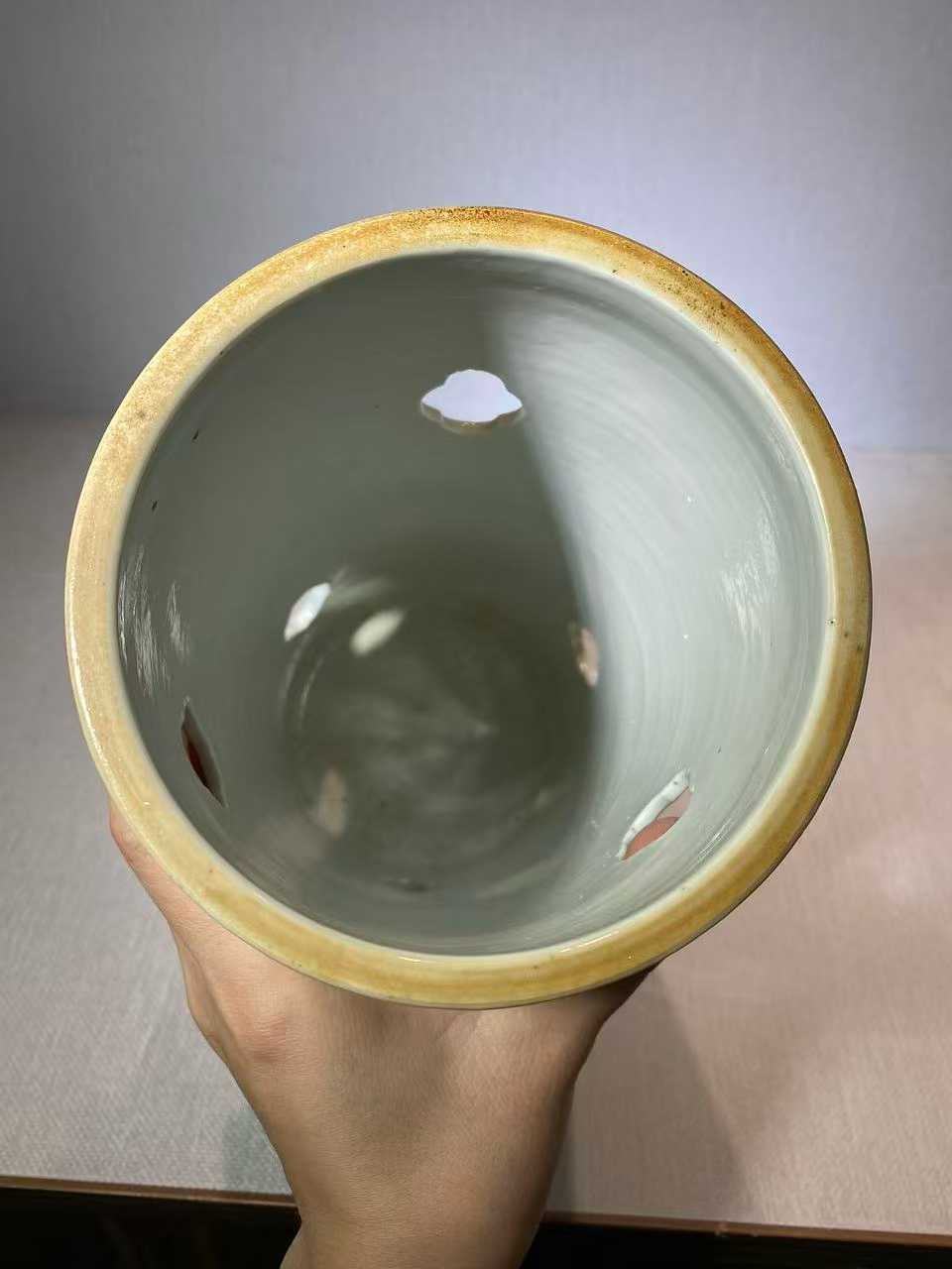 粉彩群仙祝寿图帽筒 款：同治年制