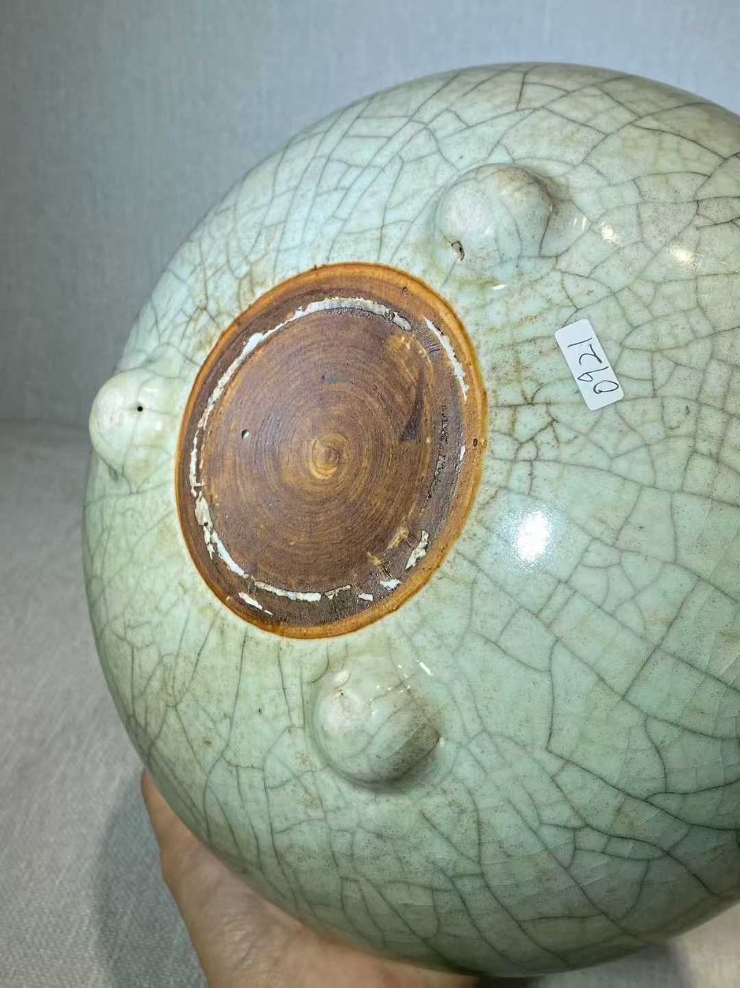 哥釉三足炉