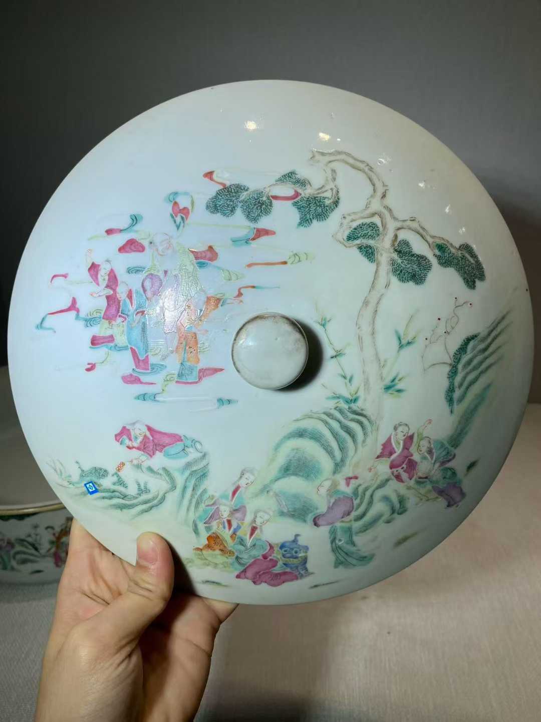 粉彩群仙祝寿一品锅
