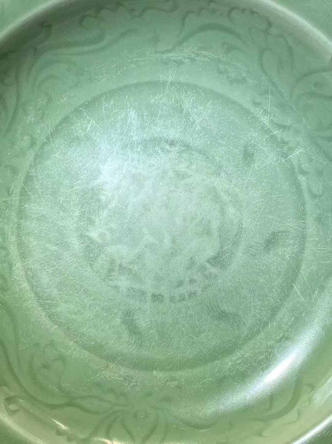 龙泉窑花口盘