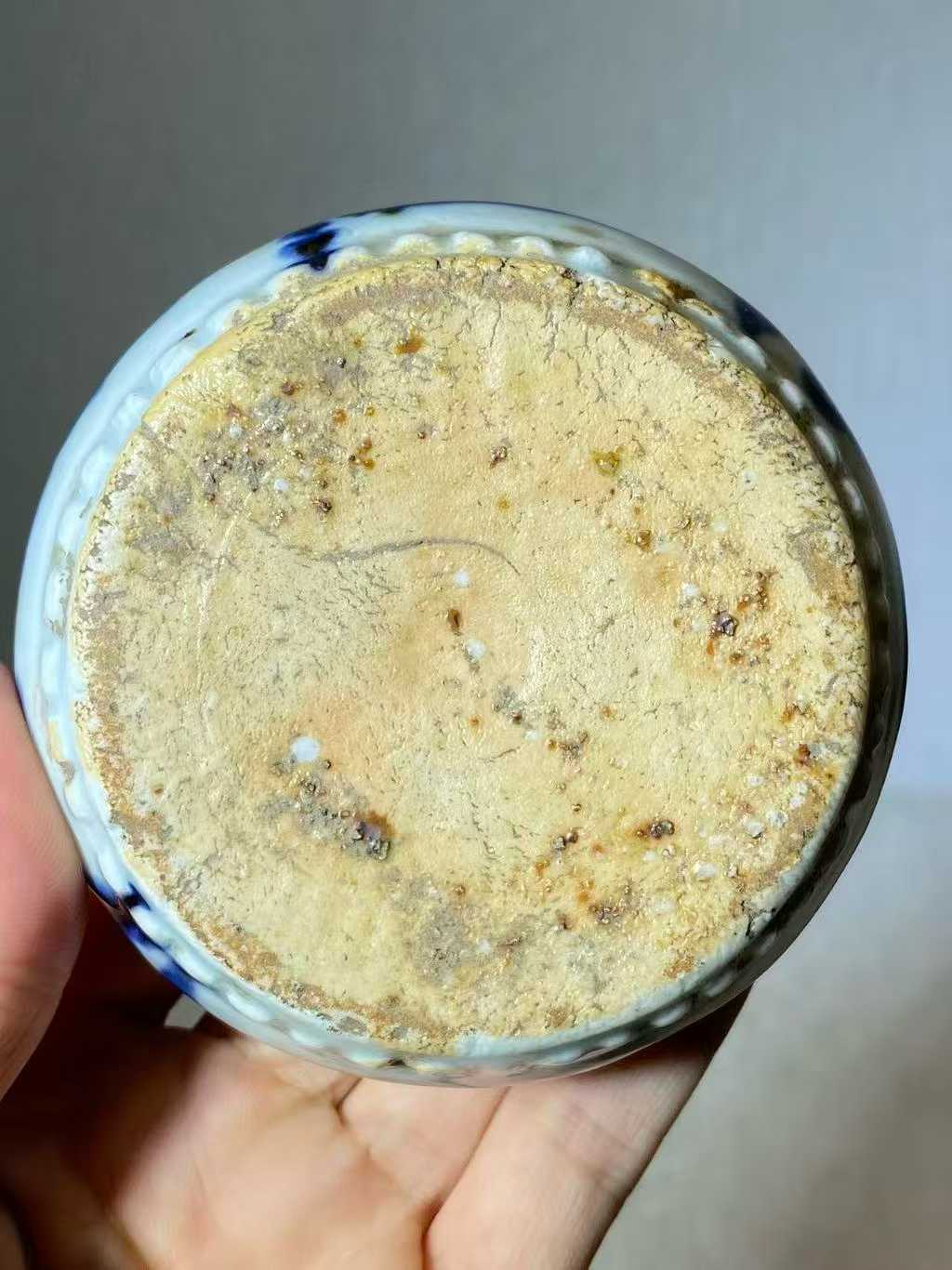 青花梅花鼓形水盂（司南）