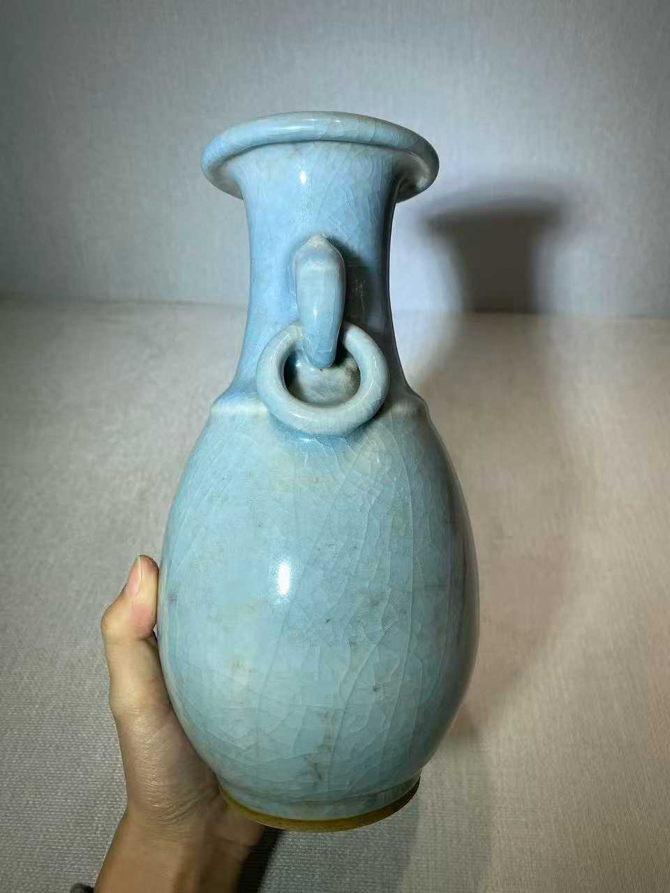 蓝哥釉双环耳瓶