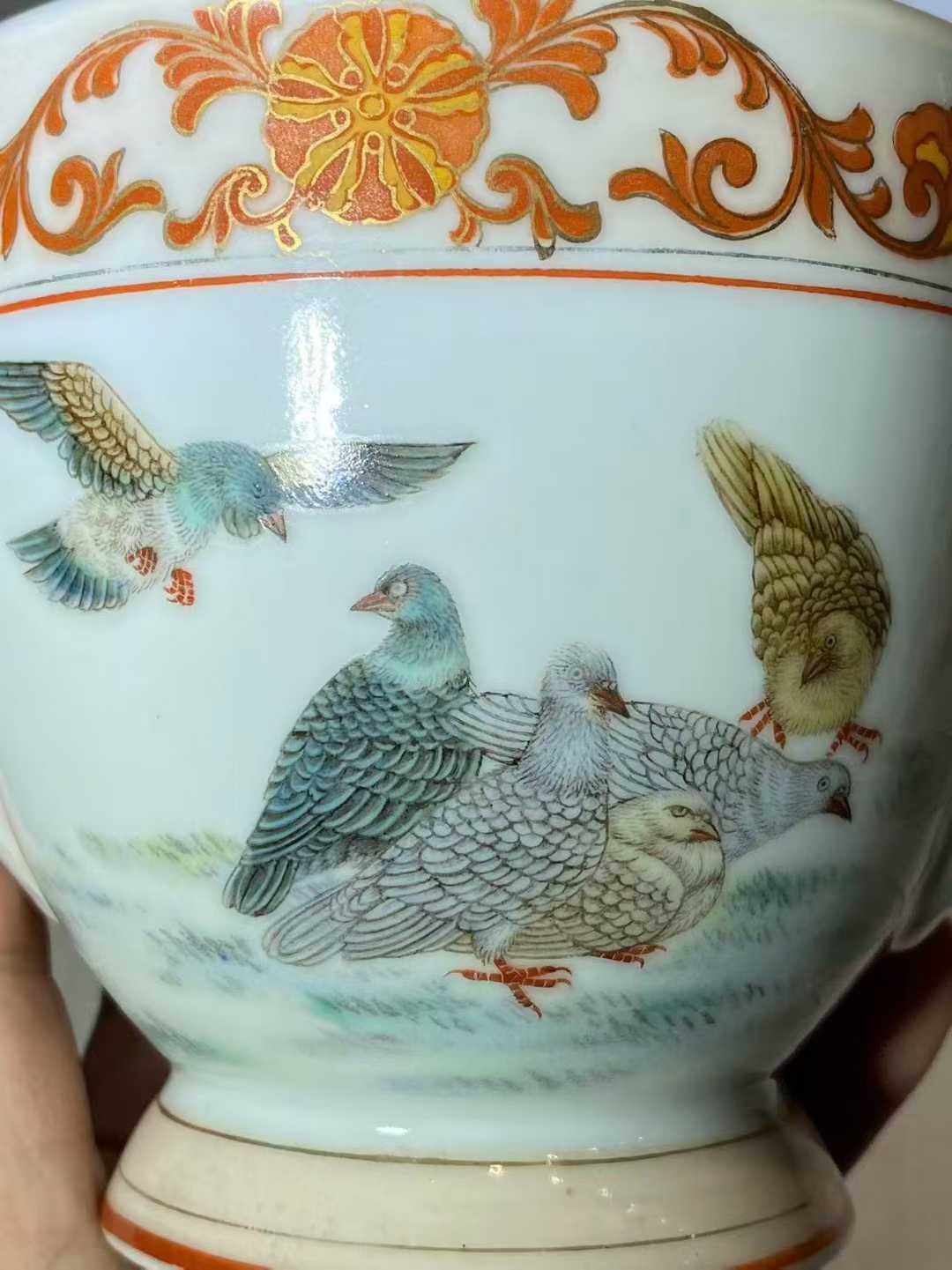 粉彩和平鸽奖杯壶