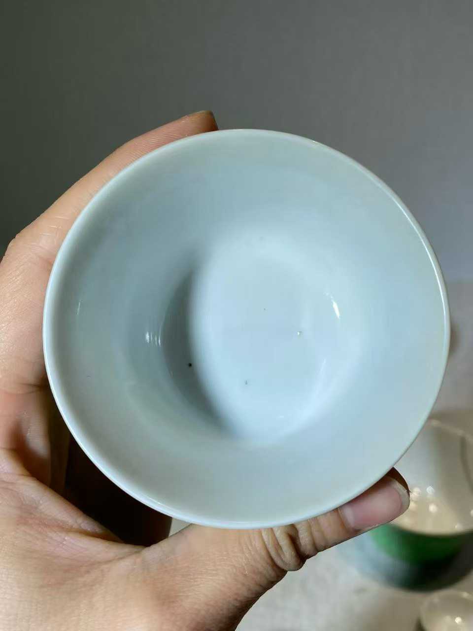 绿彩堆雕穿花龙纹一套10件原装盒子 款：大清乾隆年制