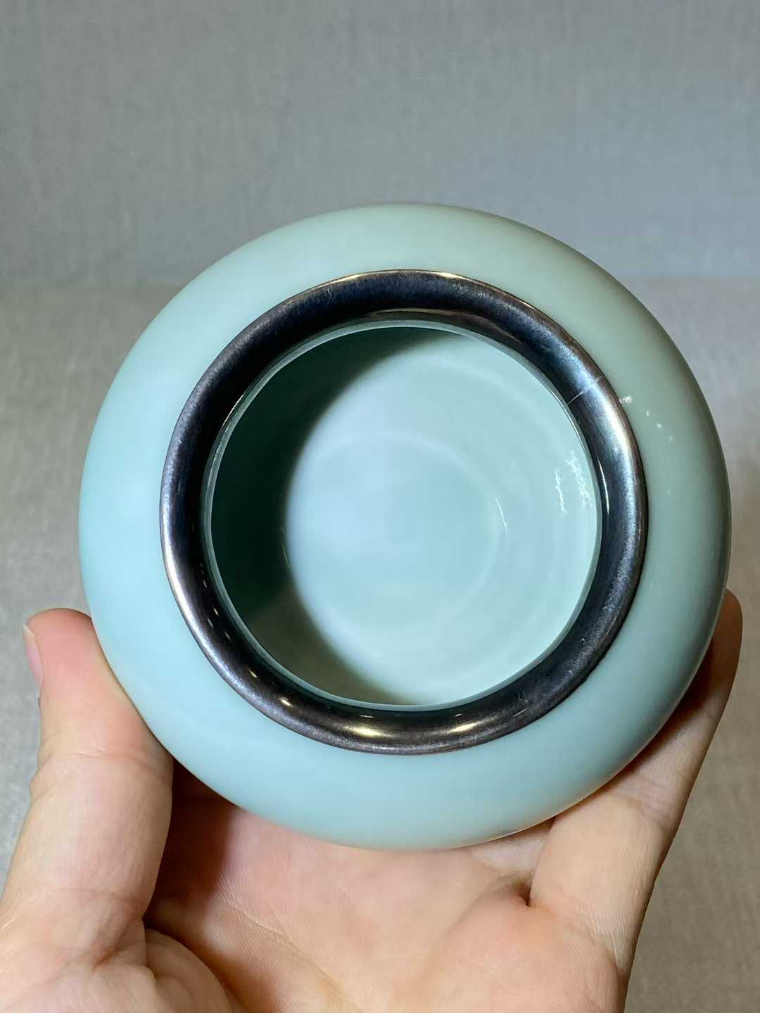 粉青釉水盂