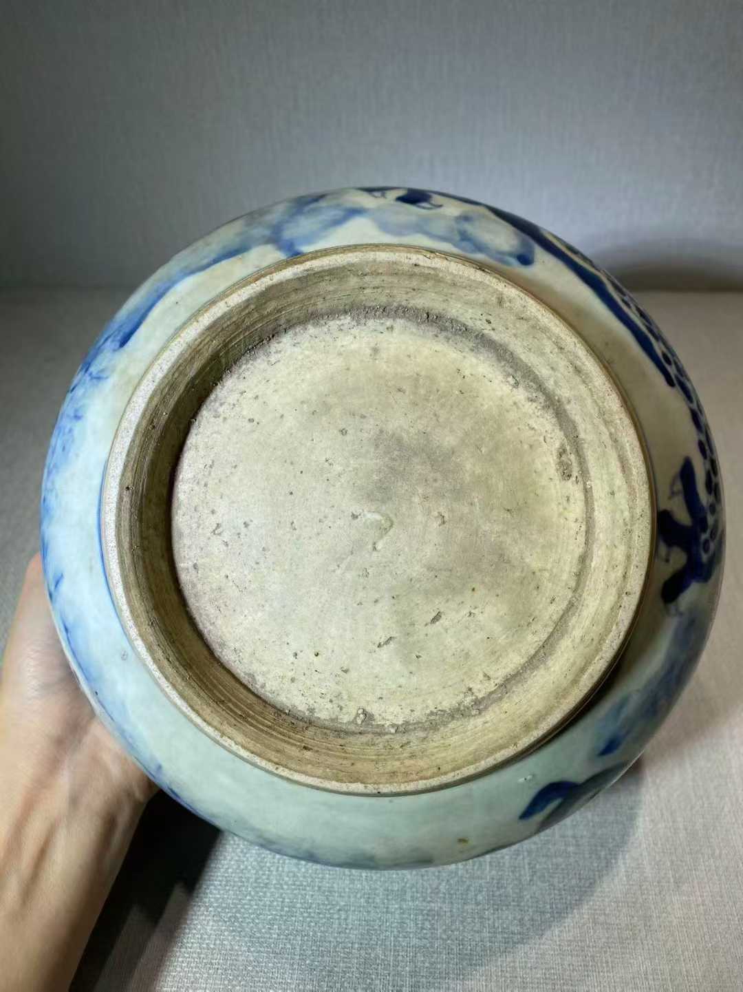 青花鱼龙纹香炉