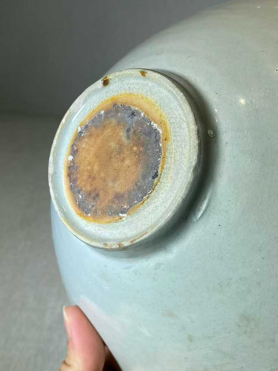 湖田暗花卉斗笠碗