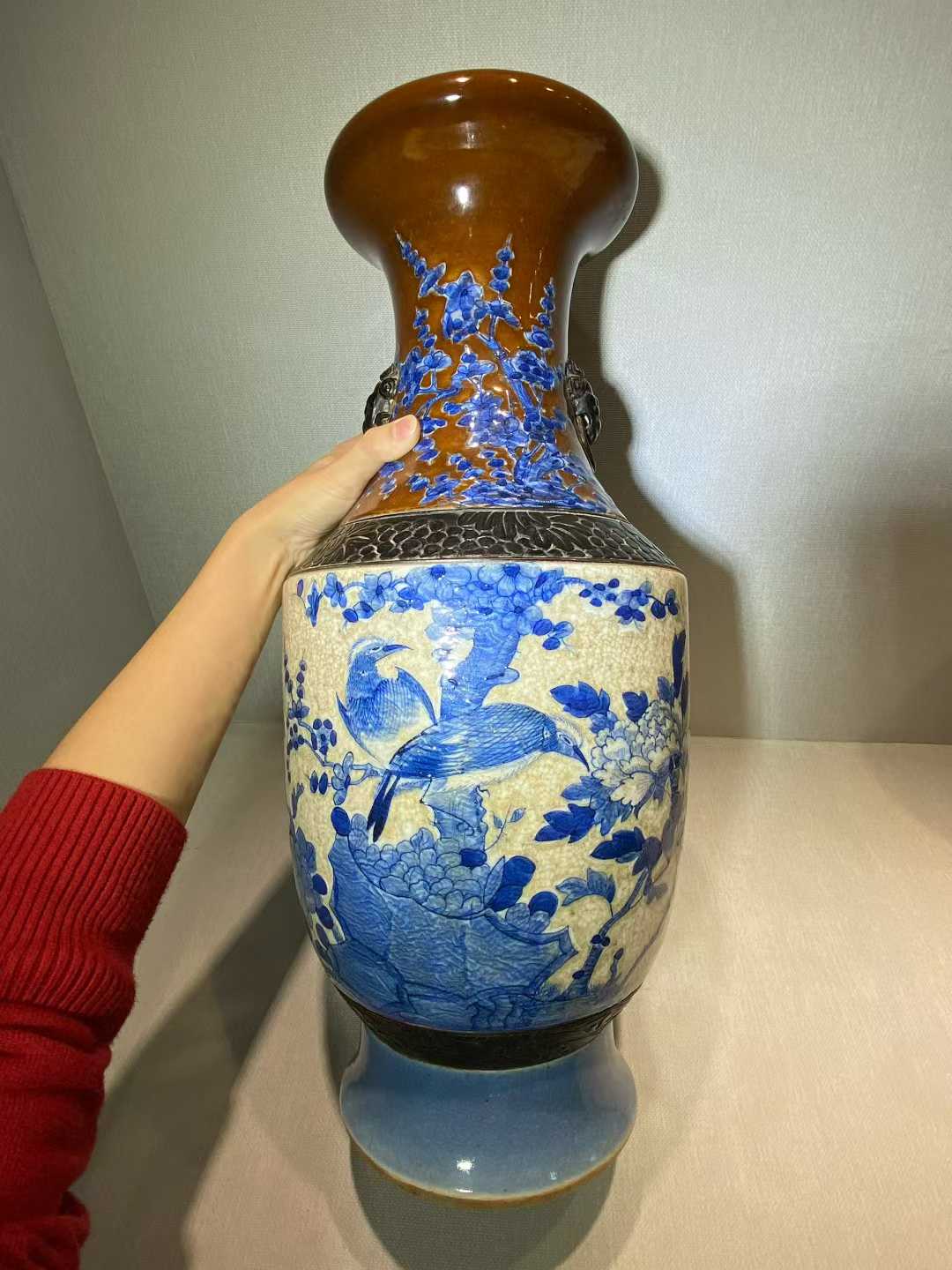 三色哥釉青花花鸟纹铺首大瓶