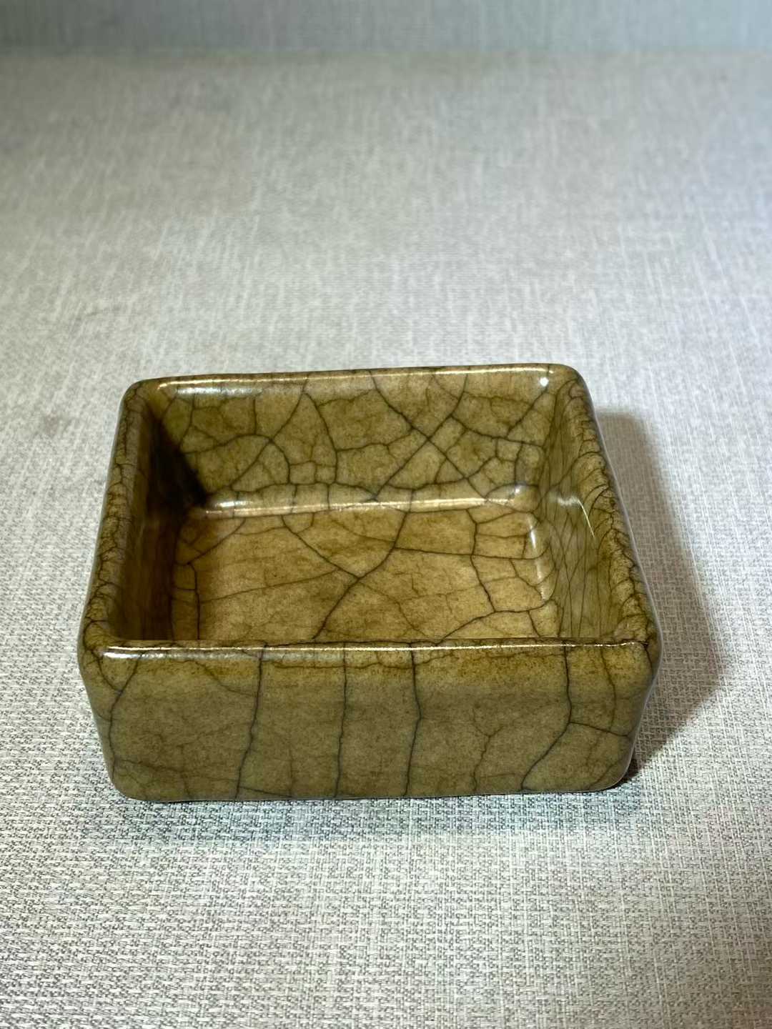 仿哥釉四方洗