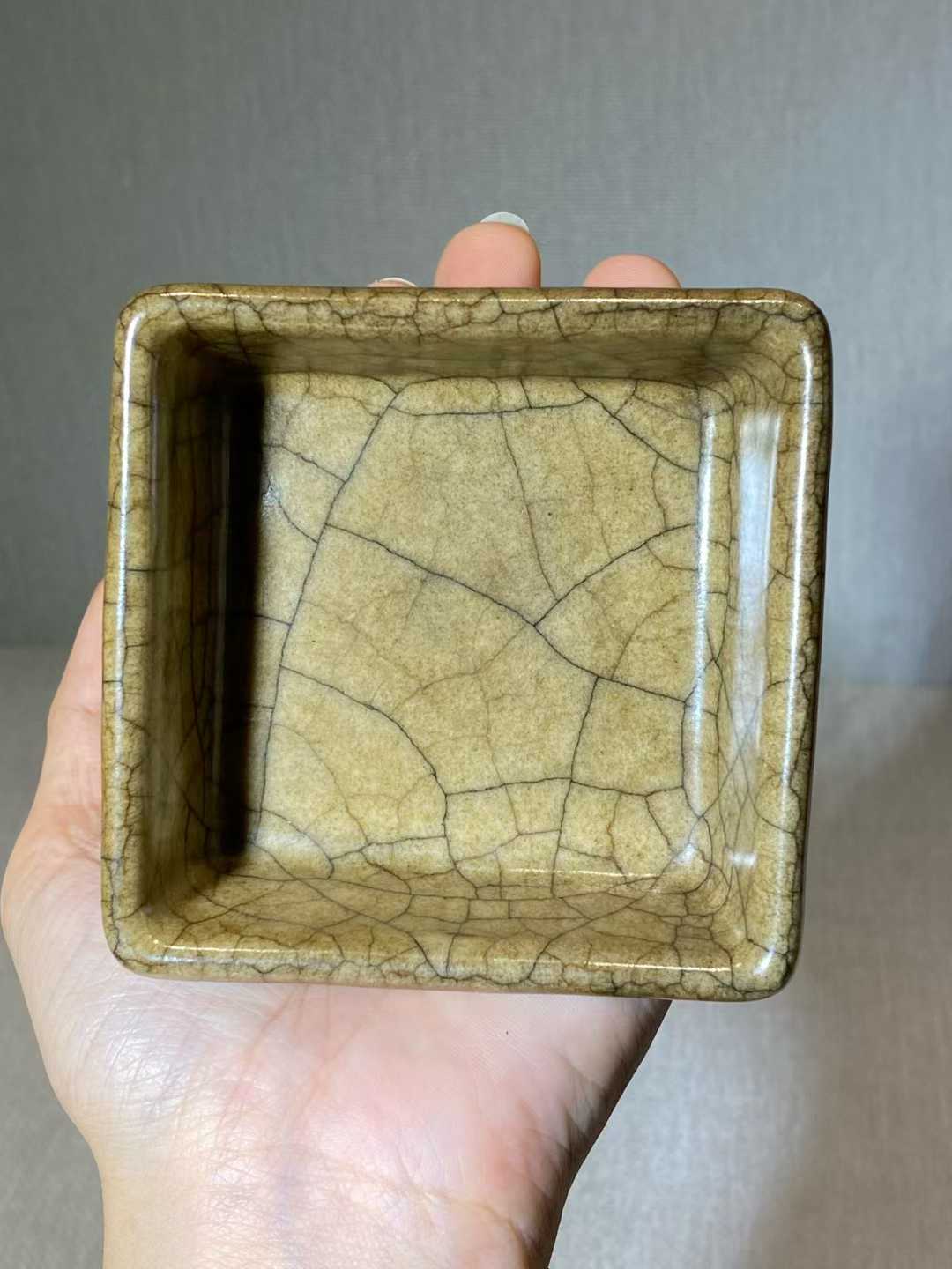 仿哥釉四方洗